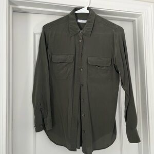 Equipment Olive Green 100% silk Button-Down blouse XS